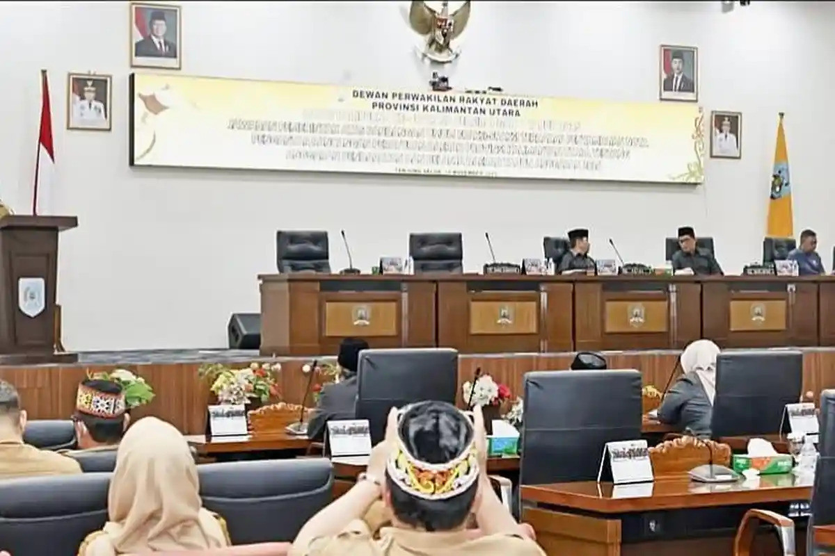 Rapat Paripurna DPRD Kaltara: Pemprov Sampaikan Jawaban Fraksi Terkait Raperda RAPBD 2026