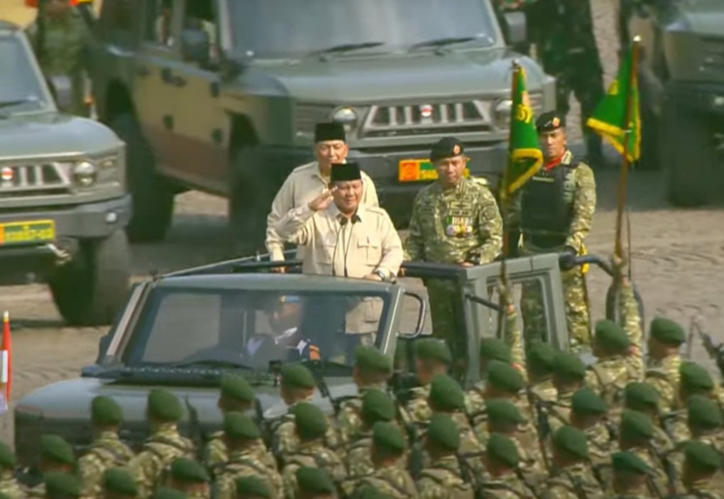 Prabowo Pimpin Upacara HUT ke-80 TNI, Tekankan Modernisasi dan Kemandirian Pertahanan Nasional