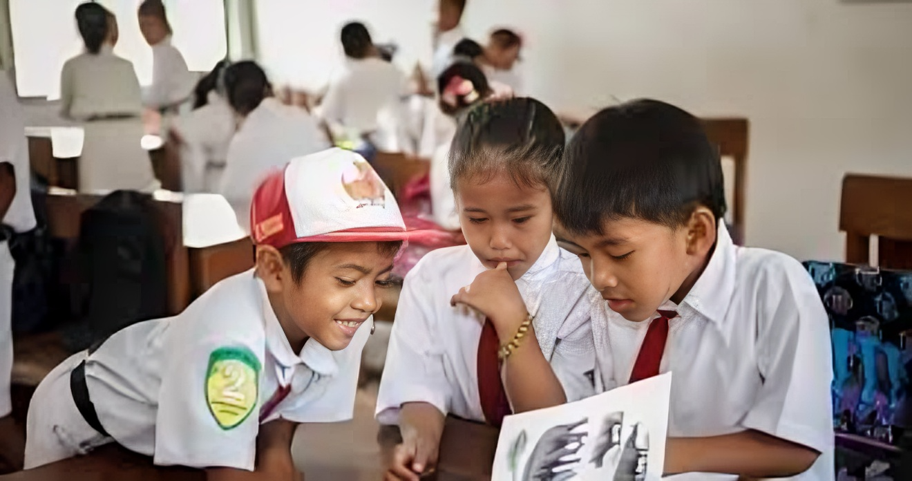 sekolah_rakyat1.png